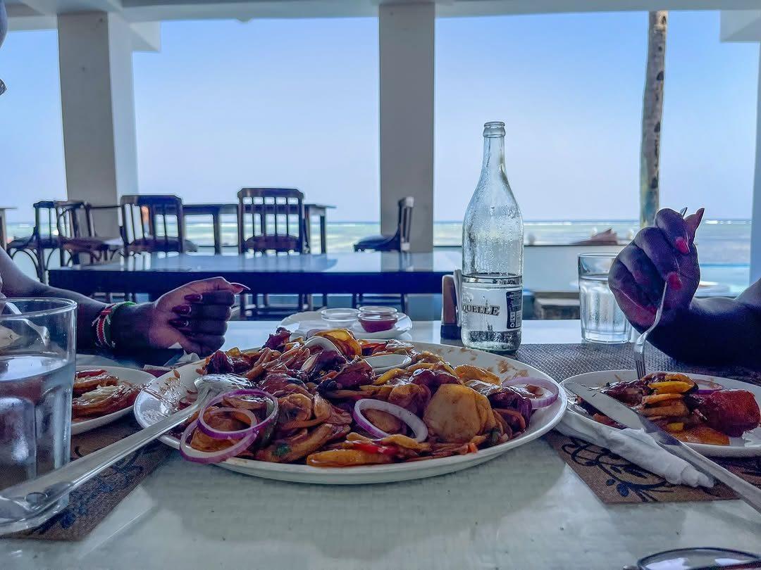 Food and drinks at Kilifi Pearl